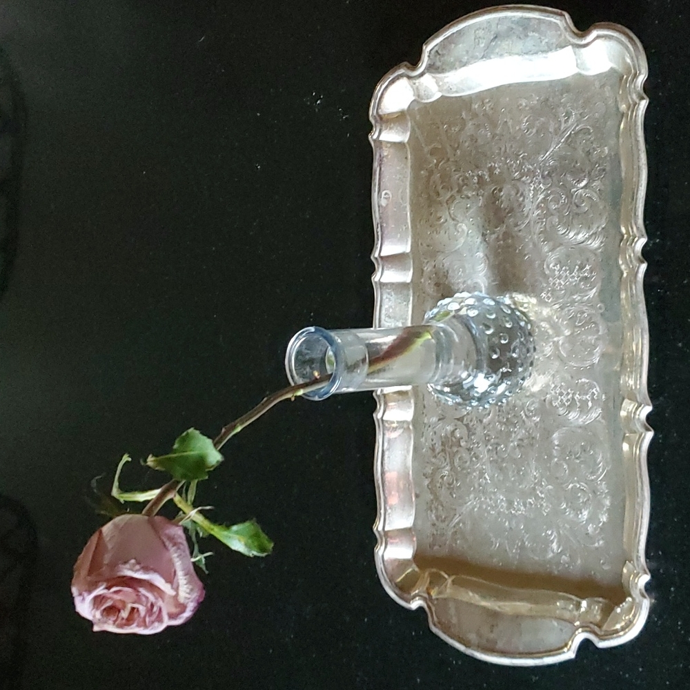 TOWLE SILVERSMITH SILVER PLATED SQUARE RECTANGLE SERVING TRAY FLORAL DESIGN